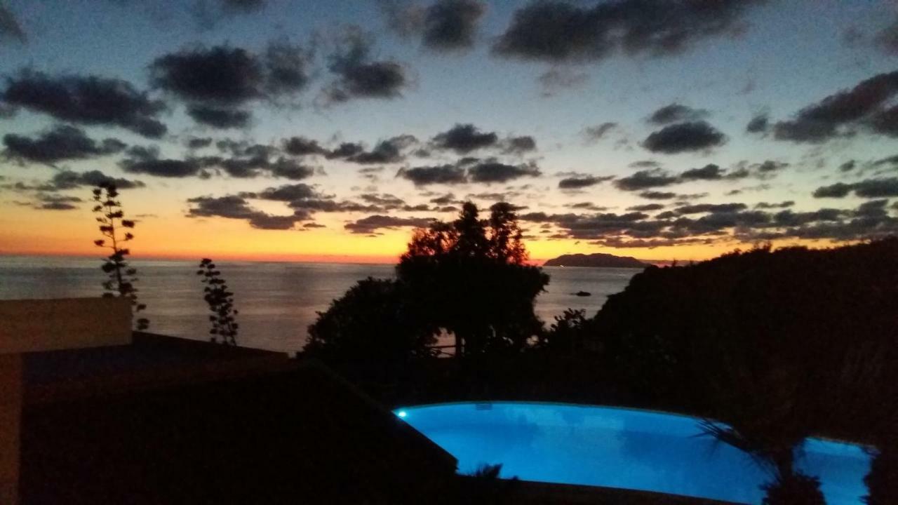 Residence Covo Degli Dei Μιλάτσο Εξωτερικό φωτογραφία